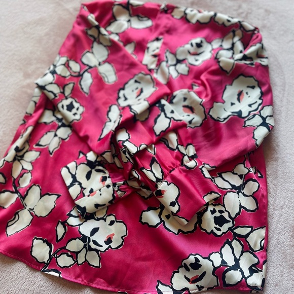 Zara Basic Fuchsia Pink Blouse - Picture 10 of 11